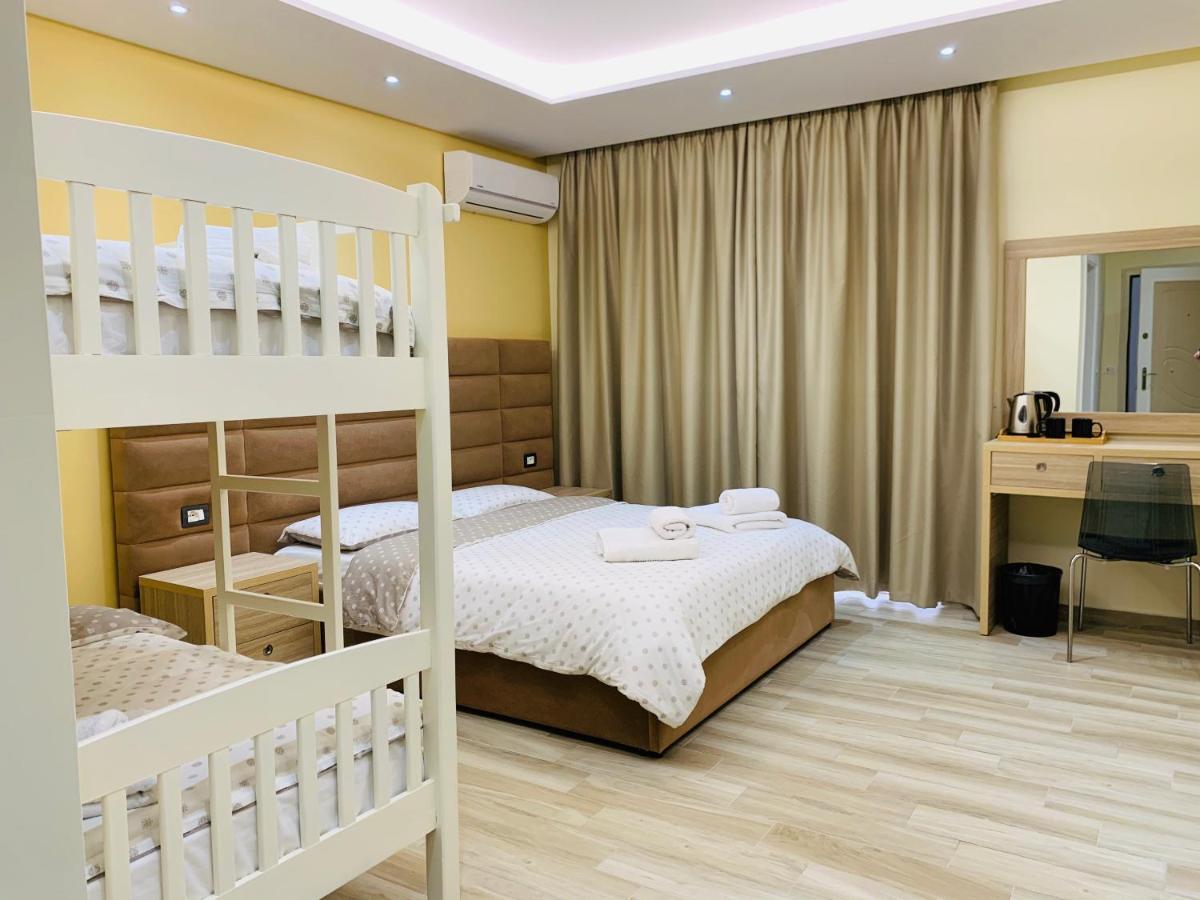Elko Fa Golem Apartment Golem  Bagian luar foto