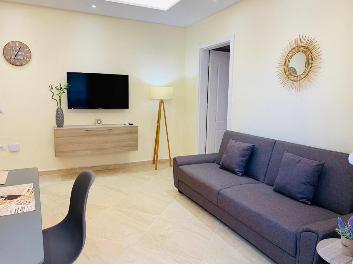 Elko Fa Golem Apartment Golem  Bagian luar foto
