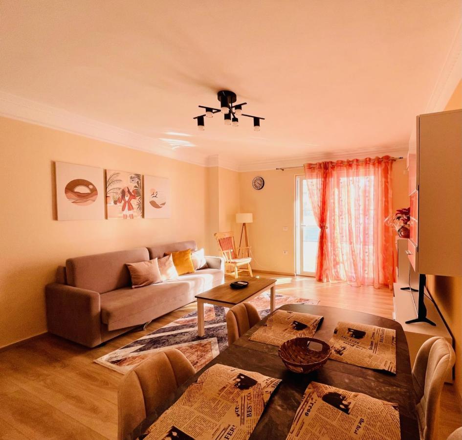Elko Fa Golem Apartment Golem  Bagian luar foto