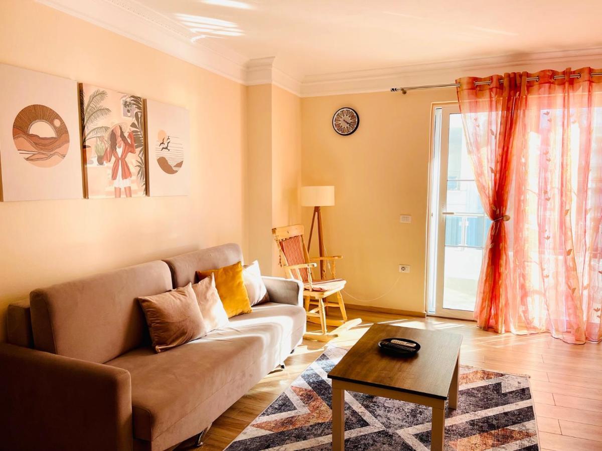 Elko Fa Golem Apartment Golem  Bagian luar foto